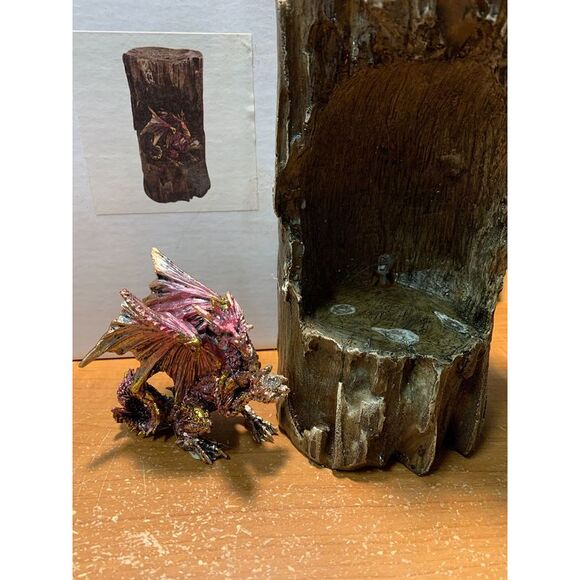 Dragon Holding Orb Old Log Statue with Color Changing LED Light - Picture 4 of 4